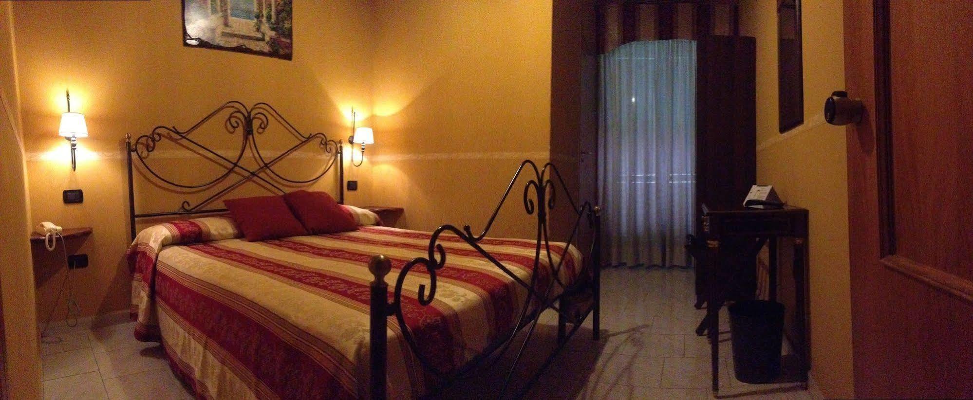Hotel Degli Amici Pompei Dış mekan fotoğraf
