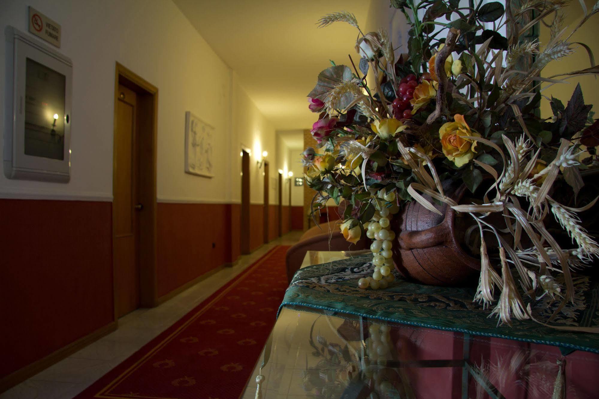 Hotel Degli Amici Pompei Dış mekan fotoğraf